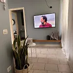 Bed & Breakfast Myrrha Luxury Houses - Piazza Pontida 27
