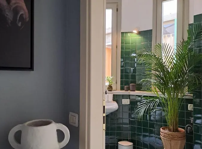 Myrrha Luxury Houses - Piazza Pontida 27 Bed & Breakfast