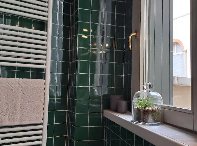 Myrrha Luxury Houses - Piazza Pontida 27 Bed & Breakfast 4*